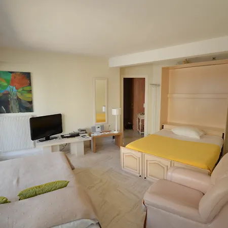 Three-bedroom Super Κάννες